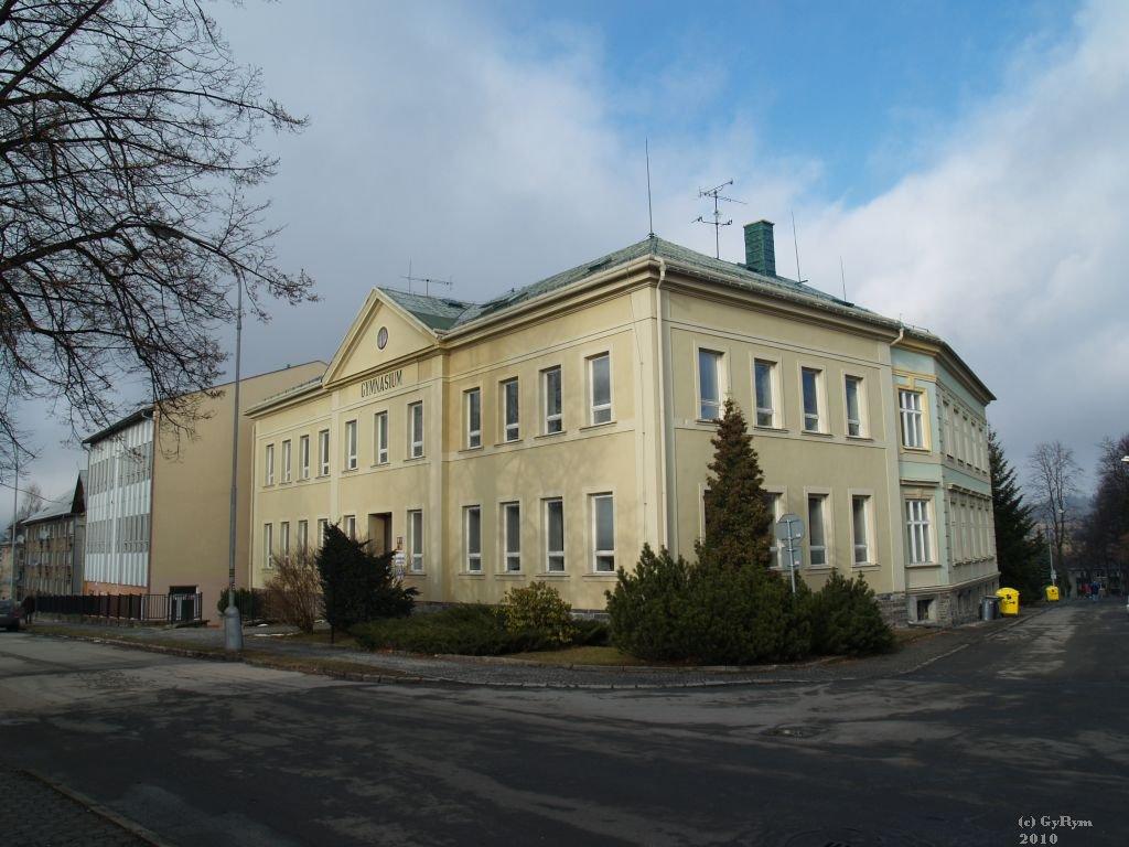 Fotografie budovy školy